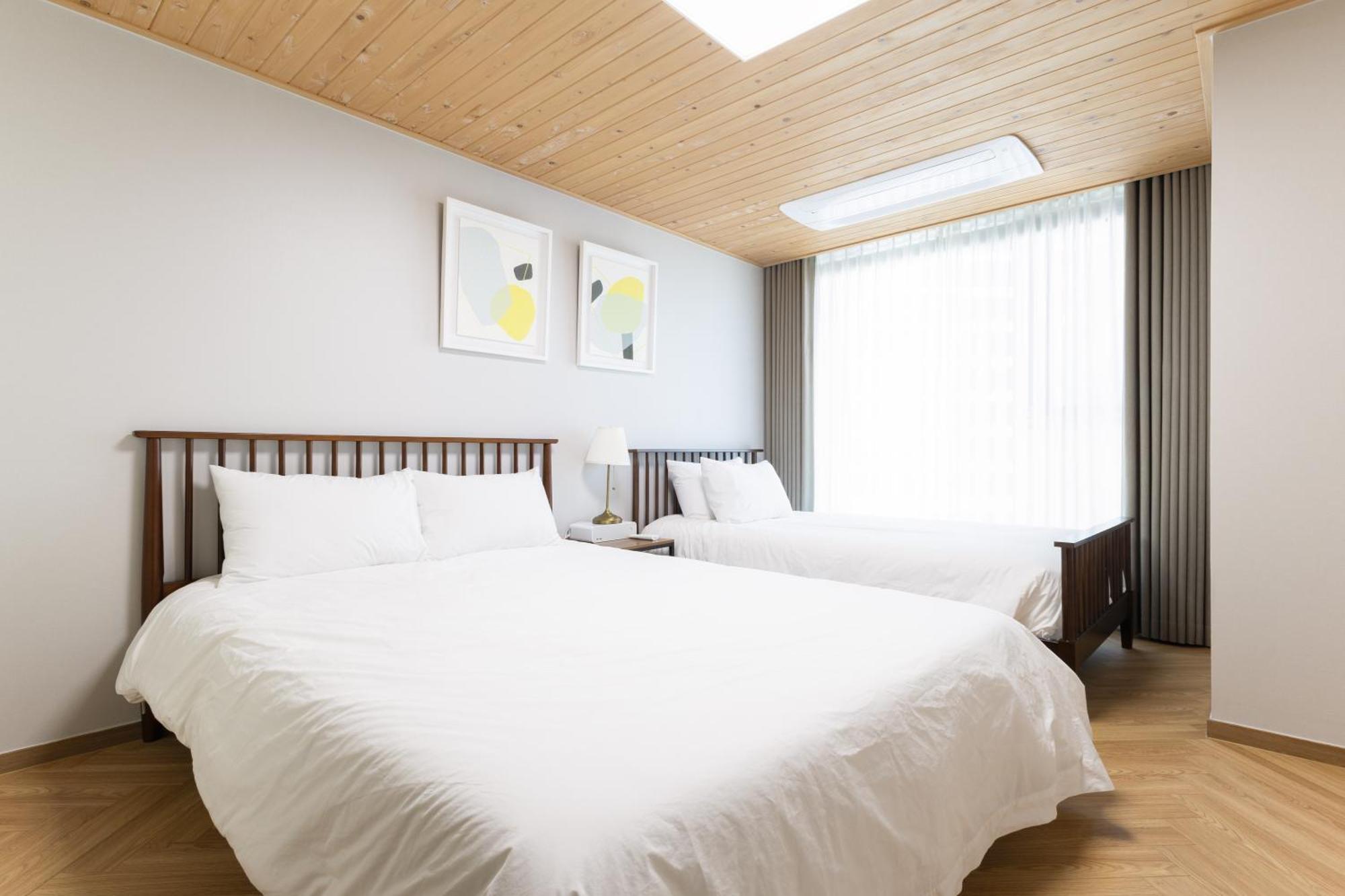 Apartemen Brown Station
